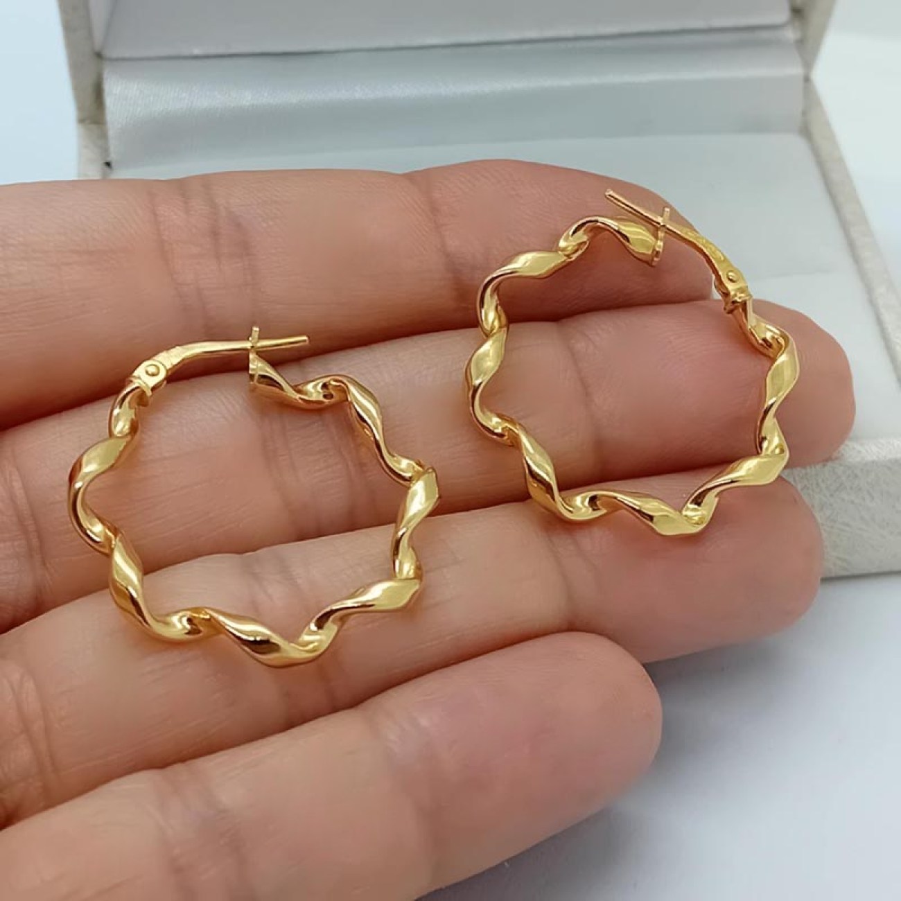 Κρίκοι WAVE επιχρυσωμένο ασήμι στριφτοί