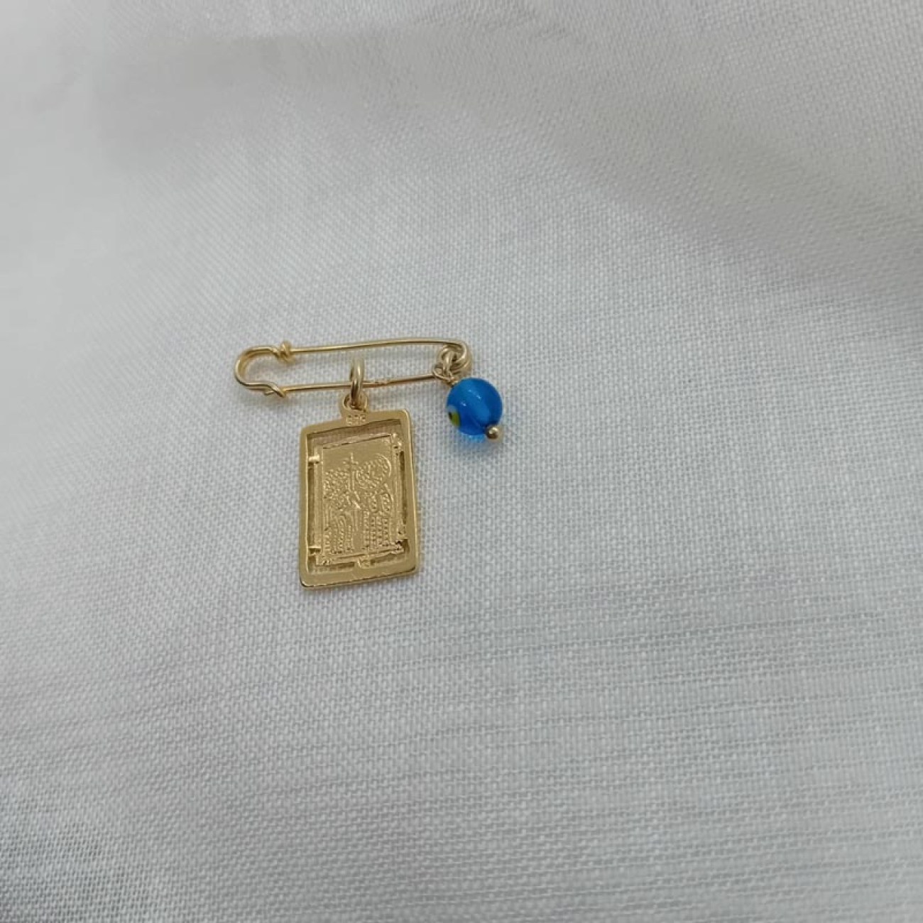 a7022828-700f-478a-bf71-ef4c378632dc