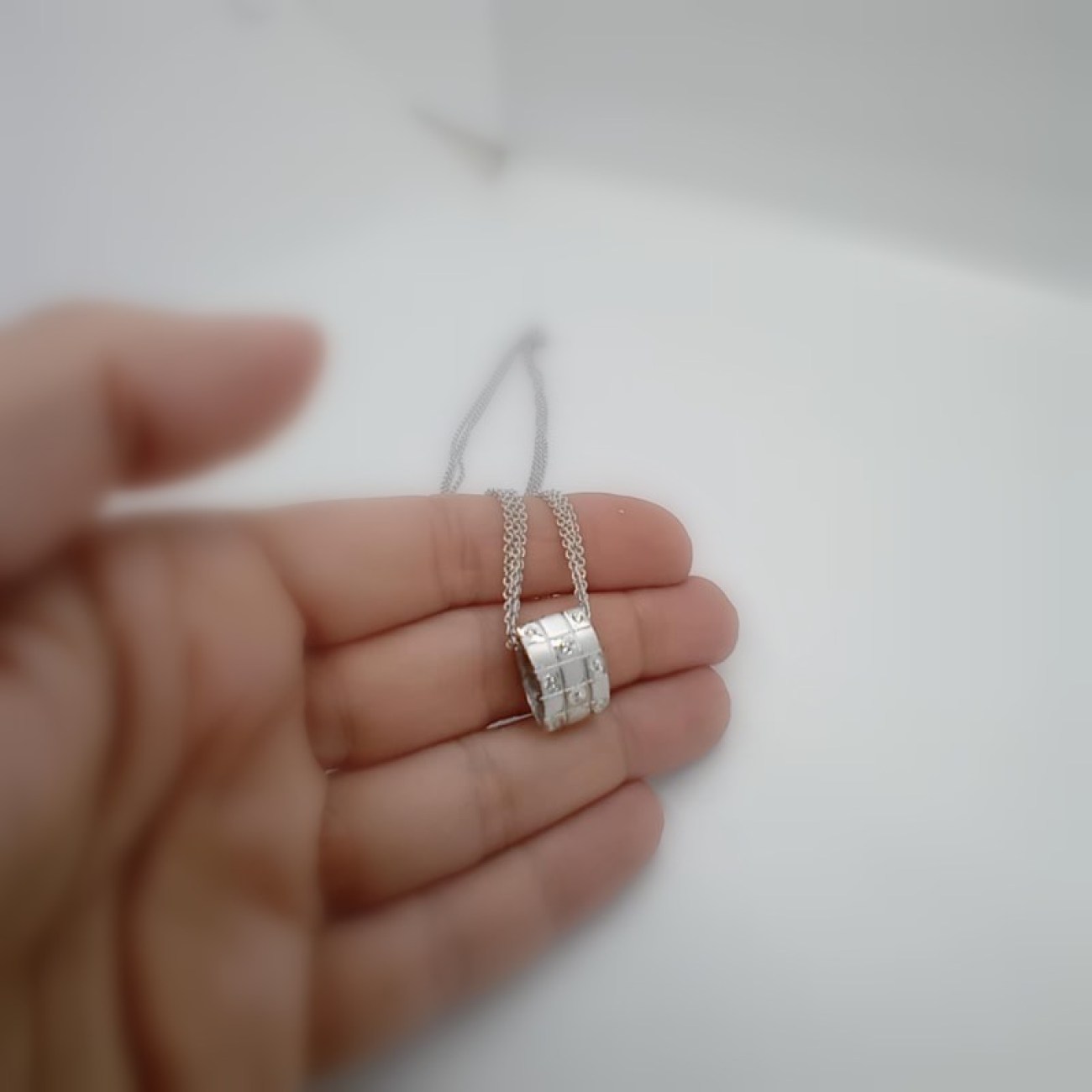 ade800b8-338f-43f4-b6a0-4ca60cf0720c