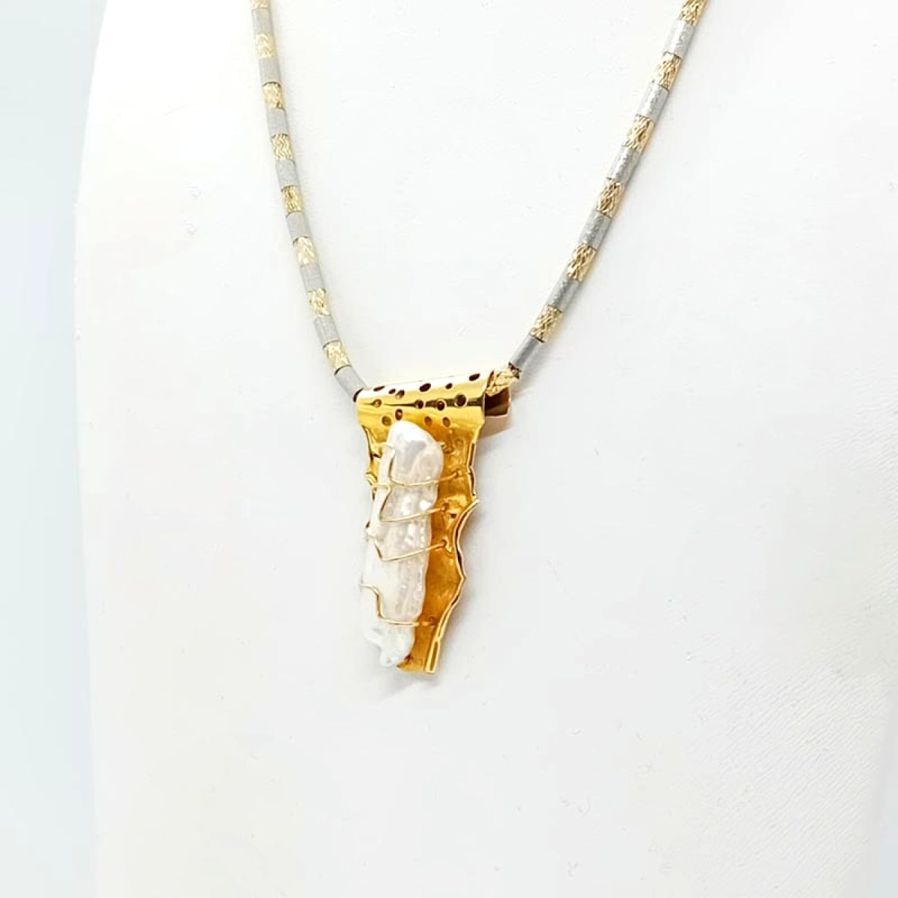 af2fcf76-b5f8-411c-8ffd-36aed1b67047