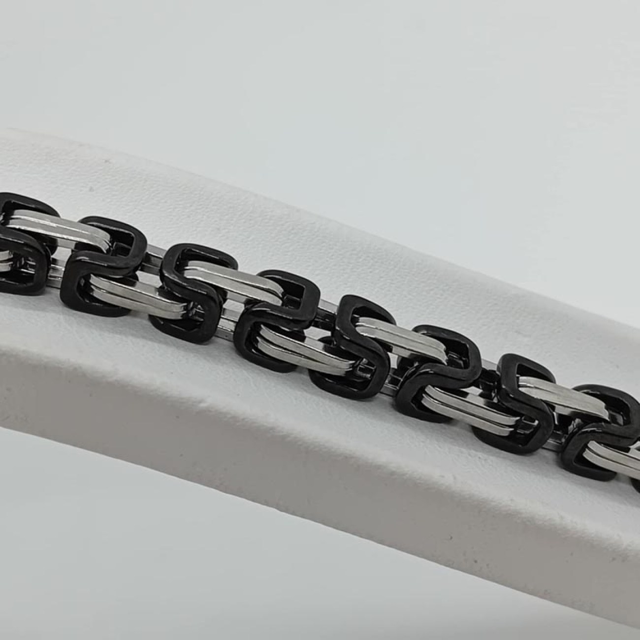 b65a1bdc-a5da-4aee-b5fe-0bdcf8bd3c27_1