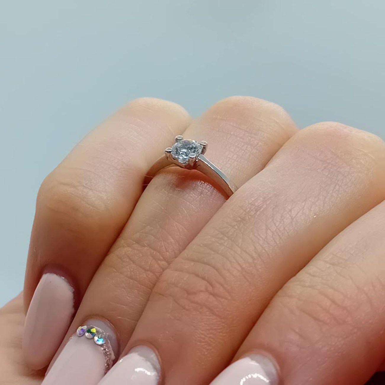 b94ad6f1-b841-4efd-8254-fef7d80de9d3