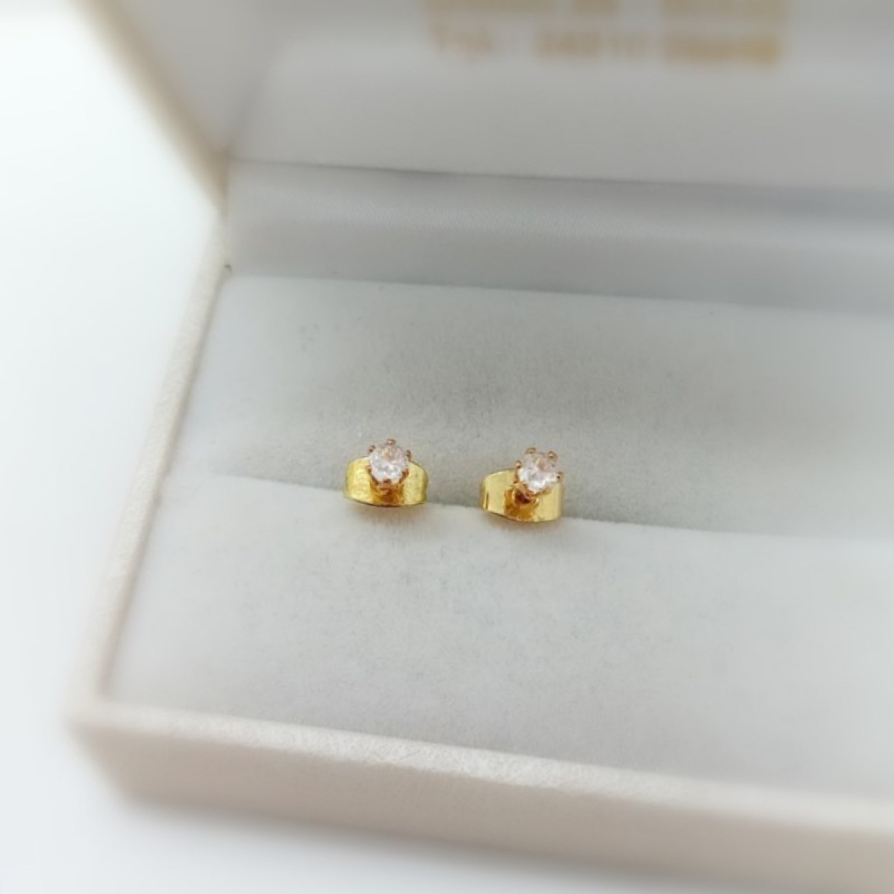 bf2ee2b4-94e5-4a74-a541-909650e83721_1