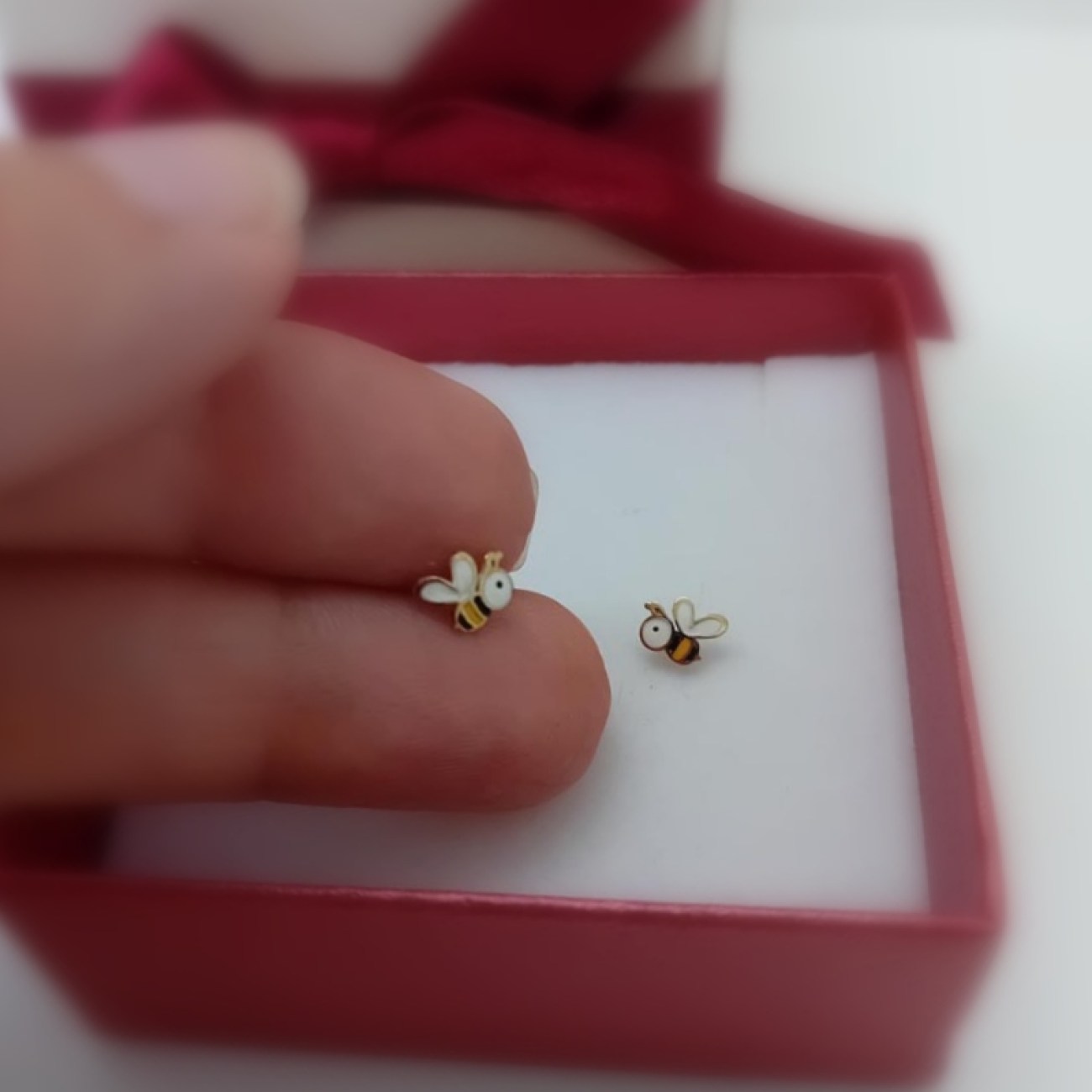 bf8c9234-9dbe-4071-8f5b-f2e14c932399