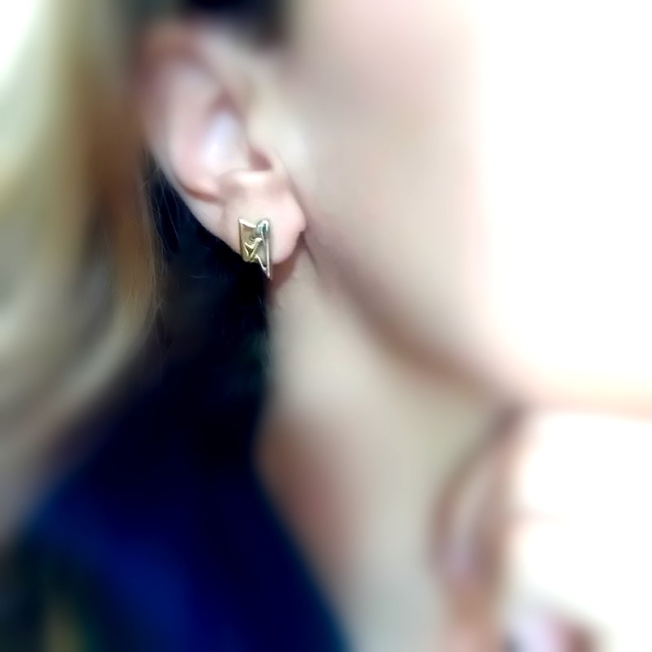 Χρυσά σκουλαρίκια Κ14 "κεραυνοί"