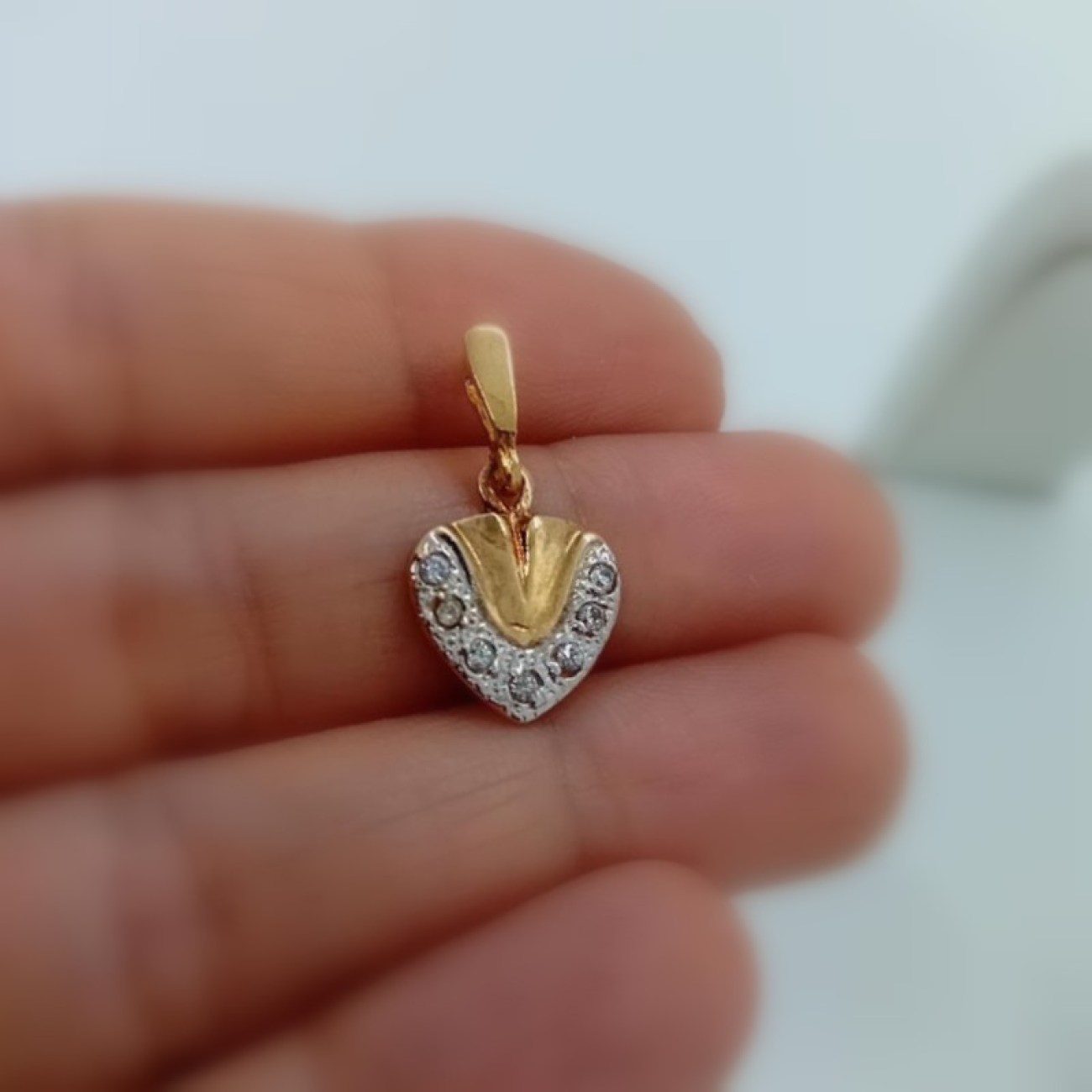 cf89edf1-1ed3-4761-a280-a0ae9fbf44b8