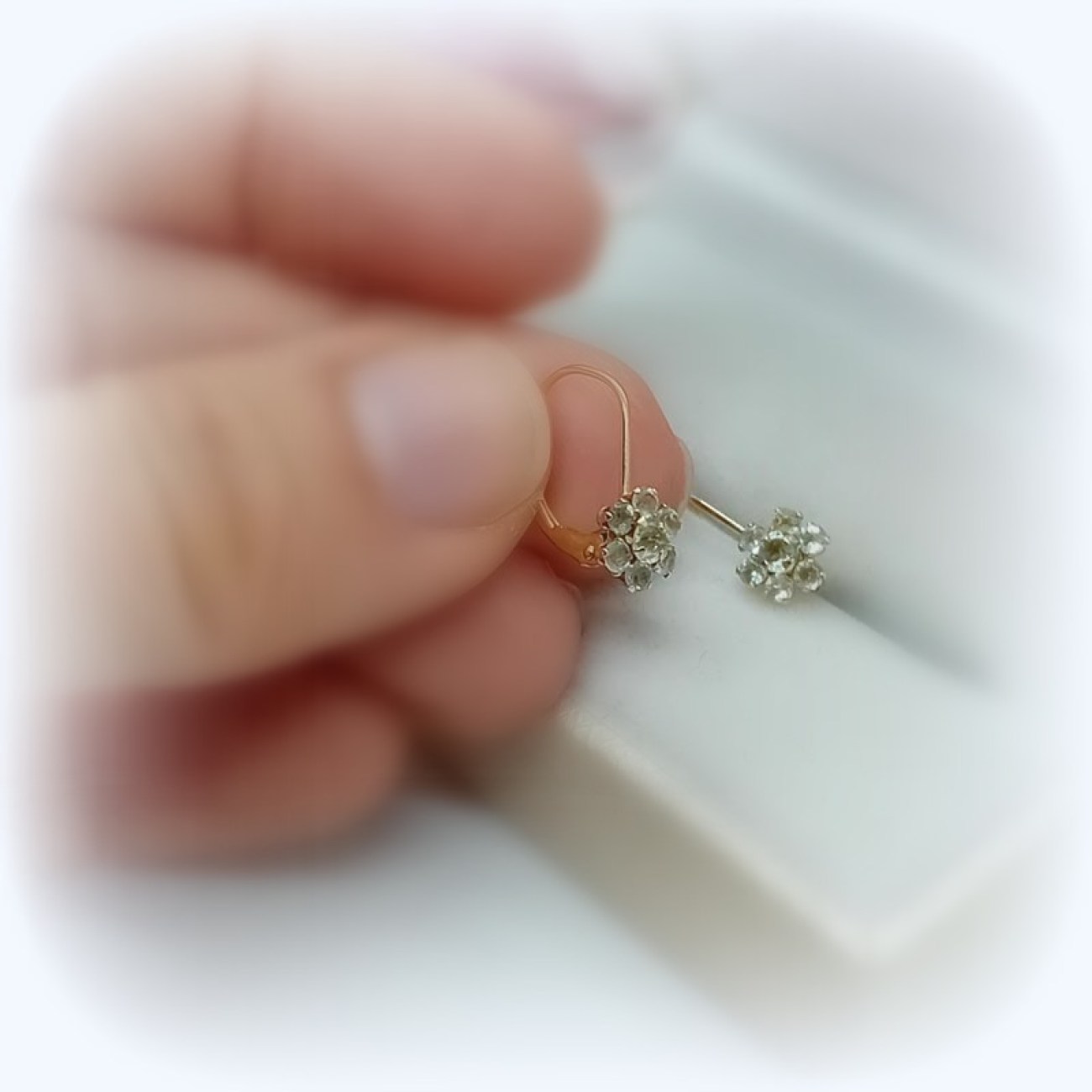 d674ed42-e1c1-40eb-acec-36d84a41bc4c