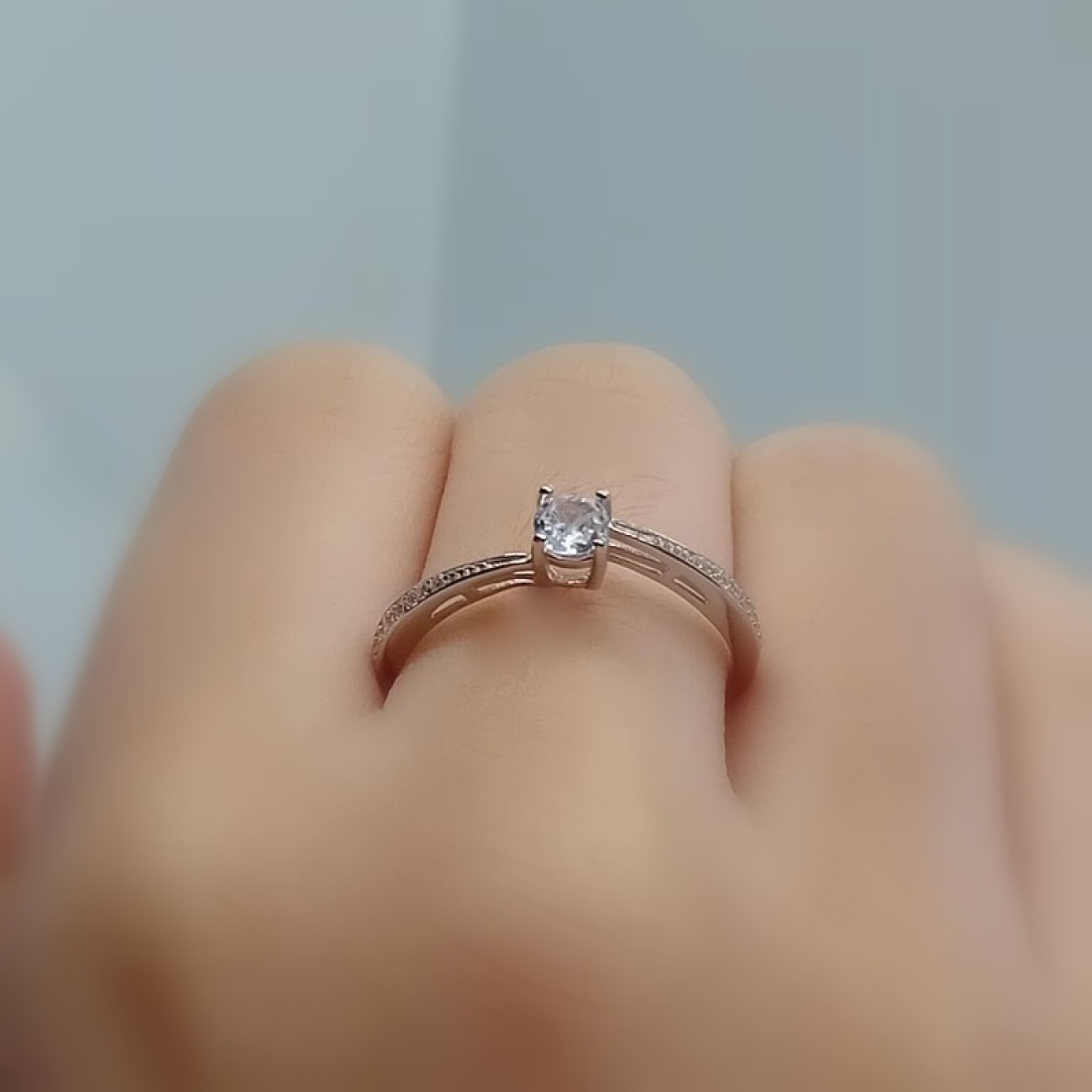 ΑΣΗΜΕΝΙΟ ΔΑΧΤΥΛΙΔΙ μονόπετρο