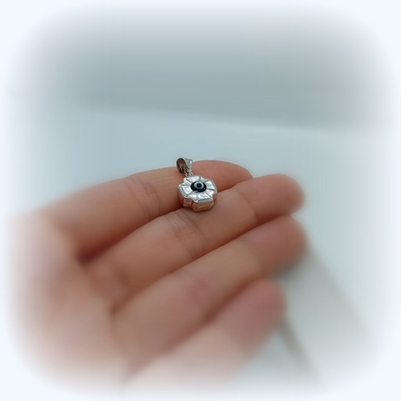 e79a64e4-706d-4c8b-974d-81770e740024