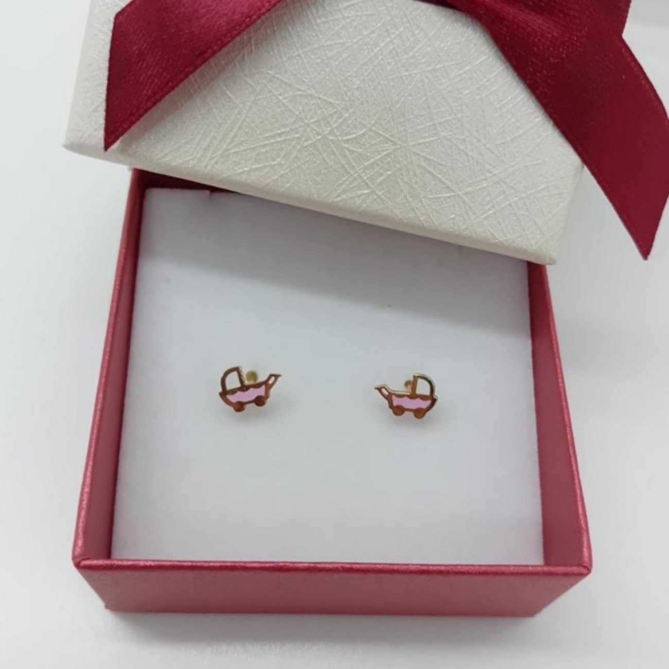 e9f3a41a-8f81-4e72-94d8-d37e56160b4d