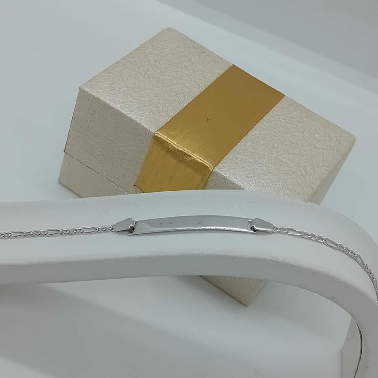 Λευκόχρυση ταυτότητα Κ14