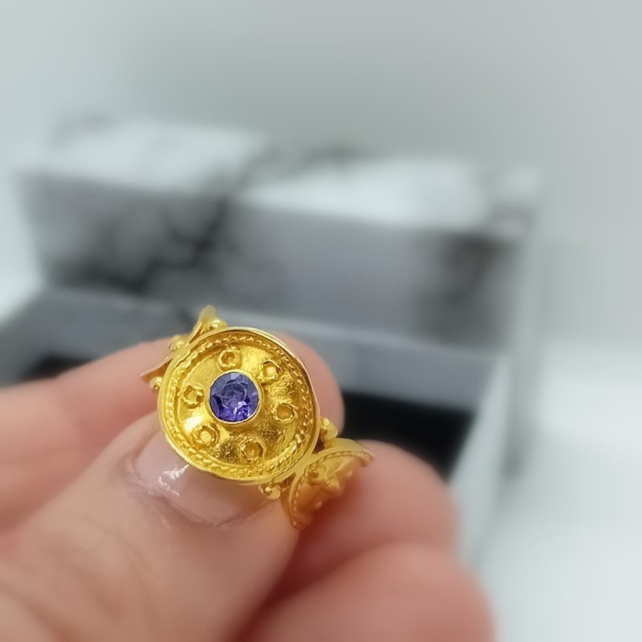 Χρυσό βυζαντινό δαχτυλίδι αμέθυστος Κ14