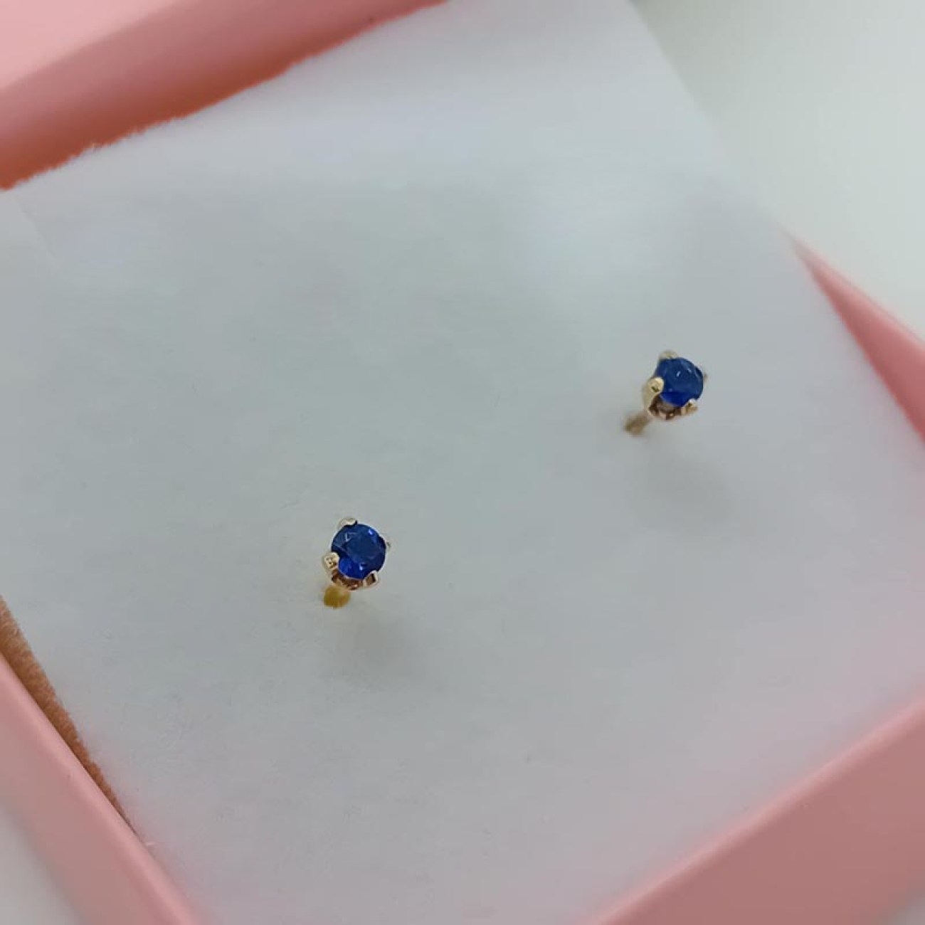 Σκουλαρίκια χρυσά Κ14 πολύ μικρά ΜΠΛΕ ζιργκόν