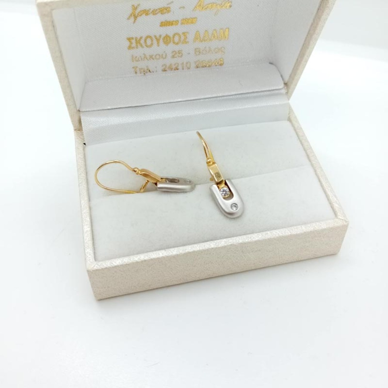 fec3f505-a27f-426b-82b8-5ce26b95847271